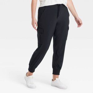 Women's Stretch Woven Cargo Pants